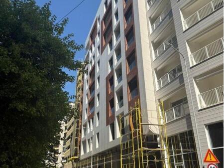 Apartament 1+1 Për Shitje tek Stadiumi Qemal Stafa,Arena,prane Juveniljes ,Tiranë 427,000 € Sip. Totale  115m2