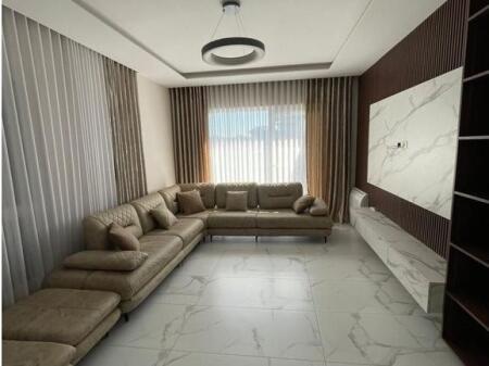 Apartment 2+1+2 for sale in Kamez! 120,000 €