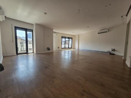 📍Via delle Barricate📌Ufficio in Affitto