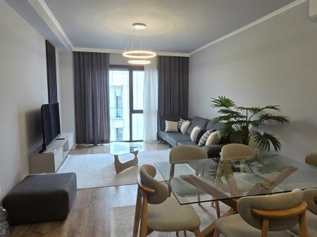 For rent ap (2+1+2) + parking space, Liqeni i Th