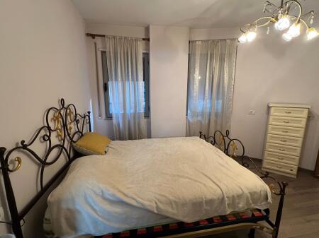 Jepet me qira apartament 2+1