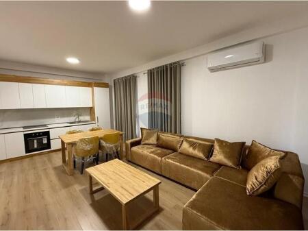 APPARTAMENTO 3+1+2 A PORCELAN !