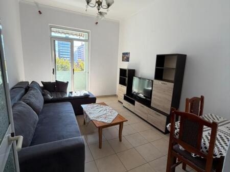 Apartament 1+1 me qira tek Ish Parku Tirane