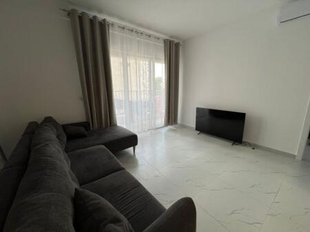 Apartment for rent 1+1 at Zogu i zi (ID B2101338) Tirane