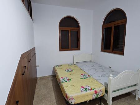 JEPET ME QERA STUDIO,  KËNETË DURRËS  