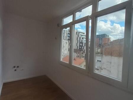 Garsionere , Myslym Shyri!