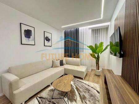 Shitet, Apartament 1+1, Rruga Fortuzi