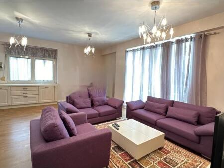 Appartamento 2+1 in Affitto a Pazari i Ri – 140 m², Completamente Arredato