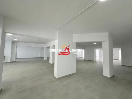 Ambiente duplex in affitto in via Dritan Hoxha vicino a Procredit Bank a Tirana (ID 4261881)