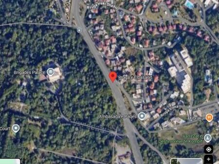 Villa su 2 Piani in Vendita in Via Elbasan, vicino alle Ville Americane a Tirana (ID 4151191)