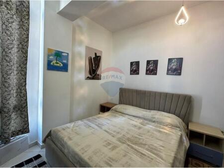 ----Apartament 1+1 per qera------ Rruga Kavajes!