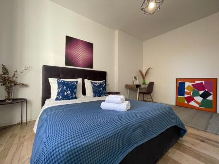 Appartamento 1+1+1 Balcone In Affitto