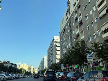 Ufficio 1+1 in affitto a kika 3 comuni di Parigi