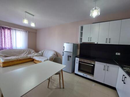 APPARTAMENTO IN AFFITTO, 1+1 A VLORE, TRANSBALLKANIK (IPOTECA)