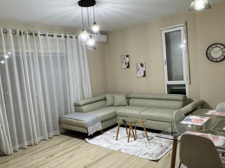 JEPET APARTAMENT ME QIRA 2+1 PRANE AMERIKAN 3