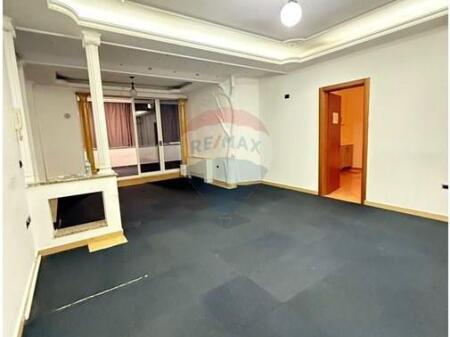 Office space 5+1+2 in Bllok-For rent.