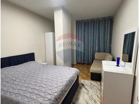 Apartment for Rent at Petronini High School
