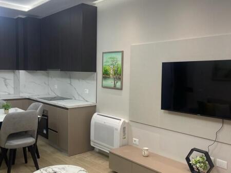 Apartament 1+1 me qira tek Rruga e Kosovareve