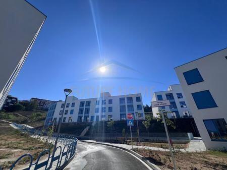 In vendita, Appartamento 1+1, Residenza Oxa, Tirana.