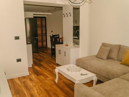 🏡 APARTMENT FOR RENT – BLOCK