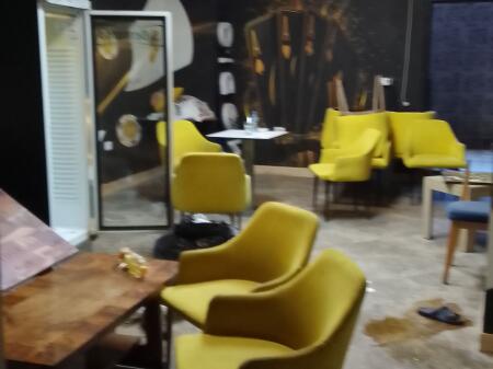 Tirane, shitet ambjent biznesi Kati -1, 80 m² 100.000 € (9 kateshet)