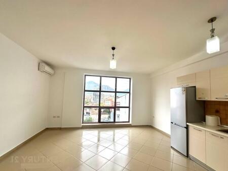 APARTMENT 3+1+2 FOR OFFICE OR RESIDENCE