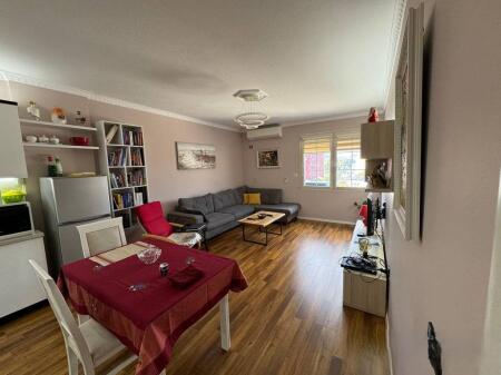 APARTAMENT 1+1 PER QIRA, RRUGA E ELBASANIT! 750 € /Muaj