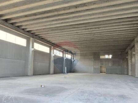 Warehouse for rent on the Tirana-Durres highway
