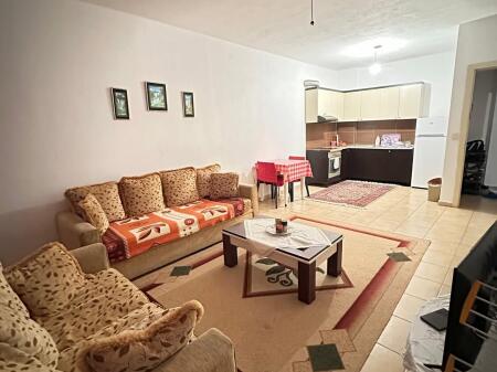 APARTAMENT 1+1 per shitje Astir