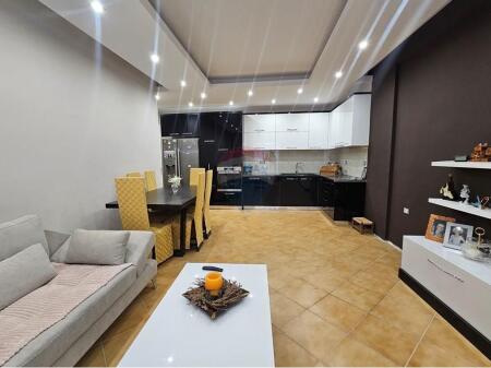 Apartament - Për Shitje - Linzë, Tiranë  ID: 530181003-390