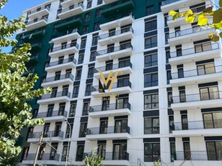 SHITET APARTAMENT 3+1+2 TE KOMUNA E PARISIT 560.000 EURO