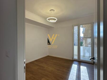 SHITET APARTAMENT 2+1+BLK TE RR.KONGRESI MANASTIRIT 118.000 EURO