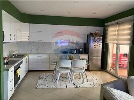 Apartament 2+1+2 ne shitje tek Fresku !