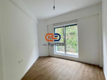 Tek OxA Residence, Shitet Apartament 1+1, Me Planimetri Te Rregullt!!!