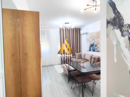 Jepet me qira apartament 1+1, pranë Spitalit Amerikan 3, Tiranë