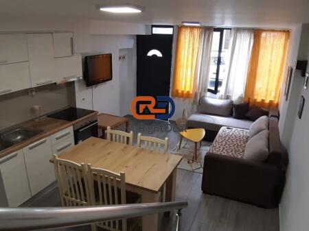 At 21 Dhjetori, Duplex For Rent, With Ideal Location!!!