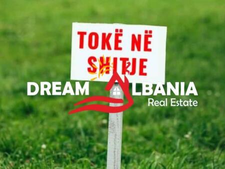 Shitet toke tek rruga Panorama e Liqenit  ne Farke  (ID 4191119)