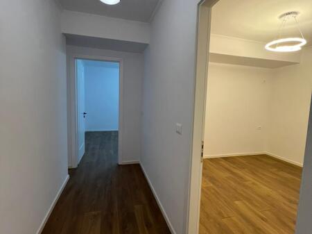 Okazion SHES 1+1 Porcelan edhe me kredi