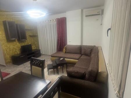 Super ap 1+1 ne tzberisht ( tek bulevardi ri ) nela 6