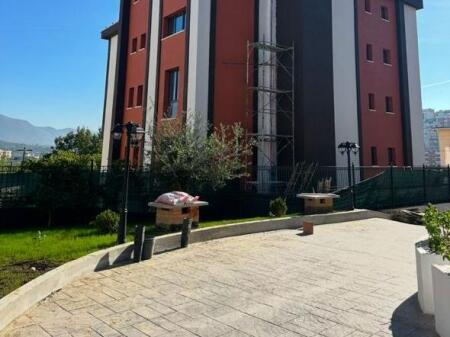 Ndetese per qira prane Kodres se Diellit