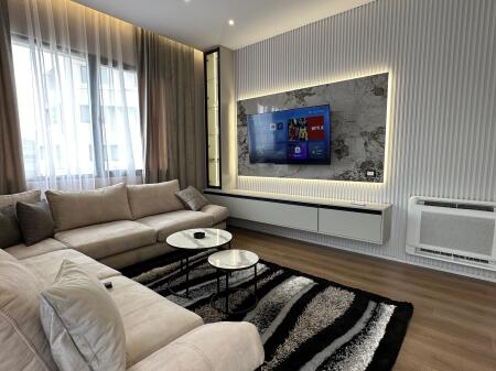 Jepet me qera super apartament 2+1+2 tek Kryqezimi Vasil Shanto/1000 euro