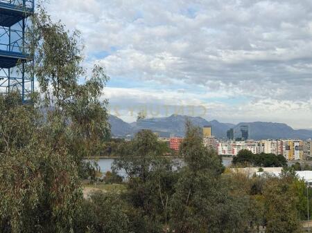 Jepet me Qira Apartament 2+1+2+ Post Parkimi