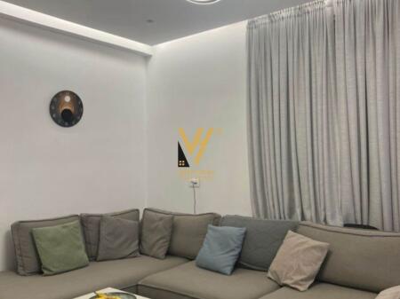 JEPET APARTAMENT 2+1+BLK ME QERA TE ISH FUSHA AVIACIONIT 85.000 LEKE