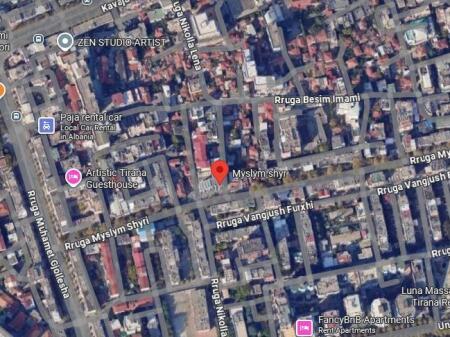 Negozio in vendita in via Myslym Shyri vicino a Karburant Kastratit a Tirana (ID 4171267)