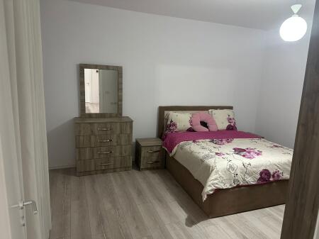 Jepet Me Qera Apartament 1+1+1 Ballkon