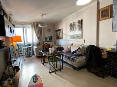 Shitet , Apartament 2+1 Vila L, Unaza e Re , Tirane