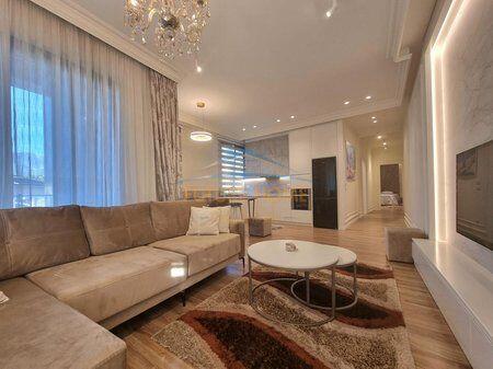 Qera,Apartament 2+1+Post Parkimi , tek Park Gate!