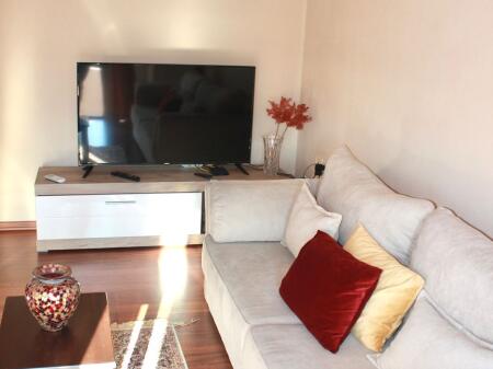 Apartament 1+1 me qera tek Ambasada Amerikane
