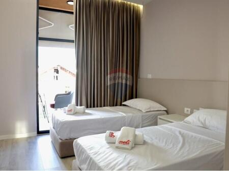 Ndërtesë - Për Qira - Rruga 5 Maji, Tiranë !!! (ID: 530201042-132)