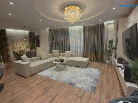 Shitet, Apartament 3+1+2 – Liqeni i Thatë, Tiranë